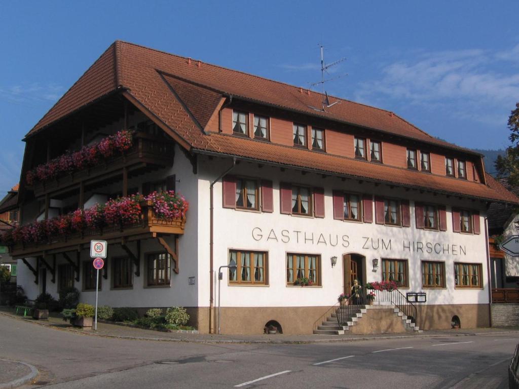 Hotel Gasthaus Zum Hirschen Simonswald Exterior photo